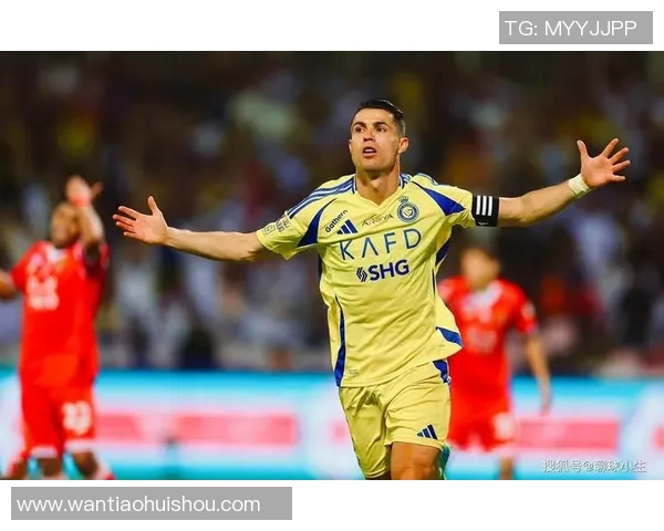 国际足球第一球星的崛起与影响力解析 他的传奇故事与未来展望 国际足球第一球星的崛起与影响力解析 他的传奇故事与未来展望